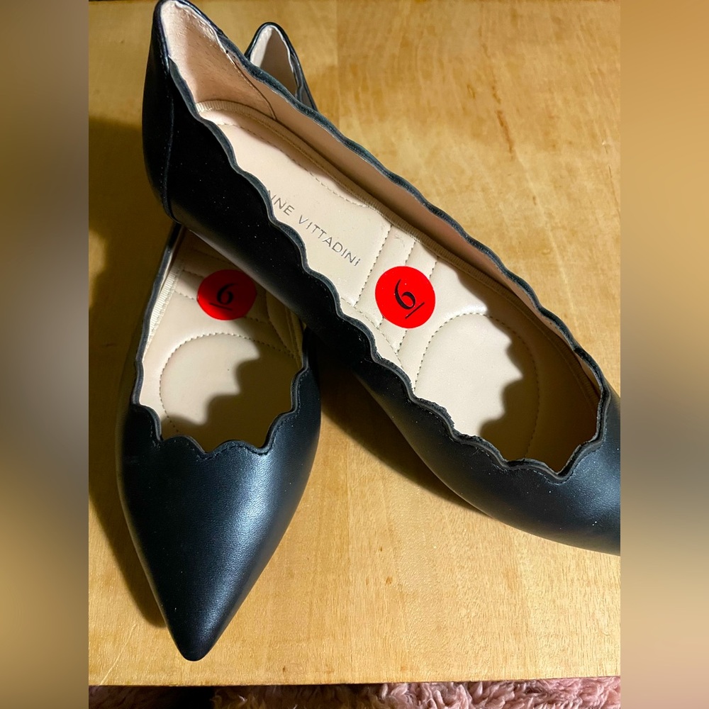 Adrienne Vittadini leather flat shoes NWT